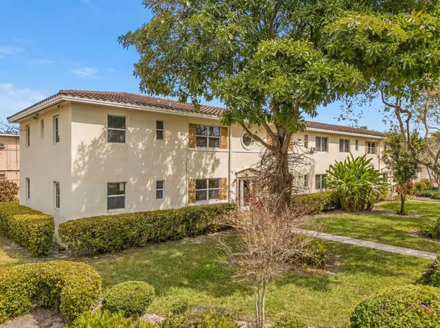 2-bedroom home at 715 NE 91ST Street #3A, Miami Shores