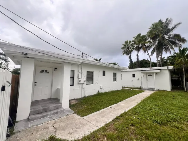1-bedroom rental at 612 NW 6TH Court #2, Hallandale Beach