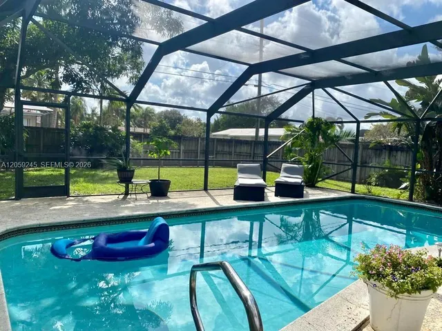 3-bedroom home at 4116 Taft Street, Hollywood