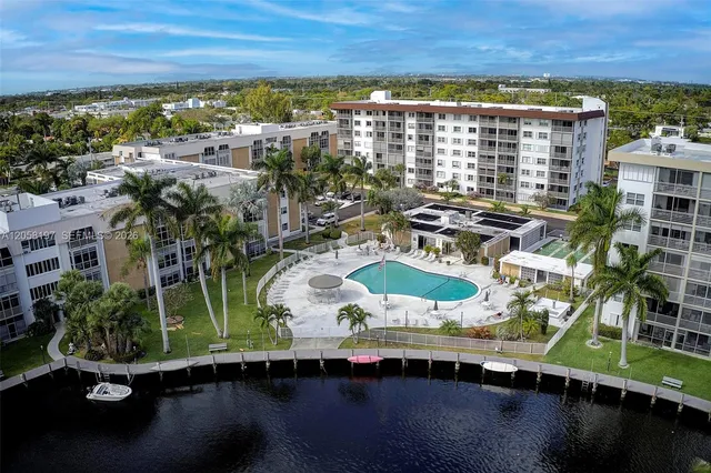 2-bedroom home at 3020 NE 16th Avenue #306, Oakland Park