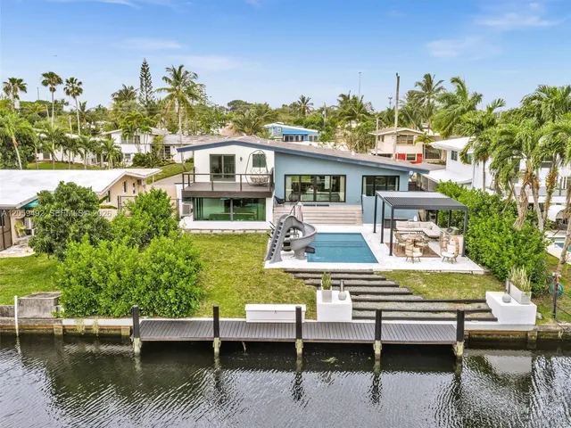 4-bedroom home at 2448 Okeechobee Lane, Fort Lauderdale