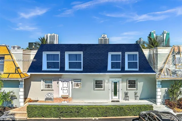 3-bedroom rental at 612 NE 25th Avenue #51, Hallandale Beach
