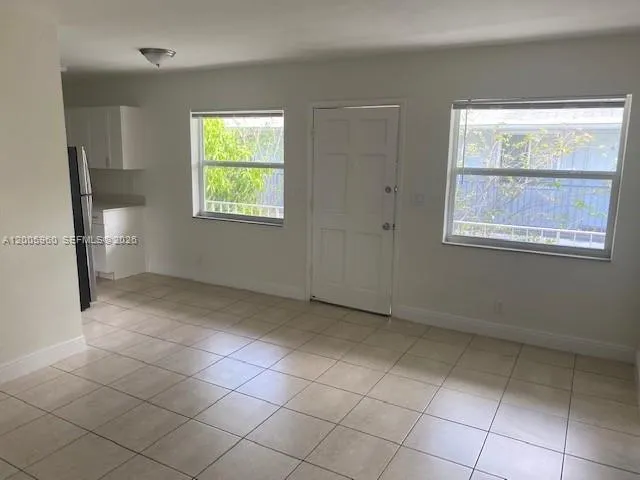2-bedroom rental at 452 SW 4th Avenue #5, Fort Lauderdale