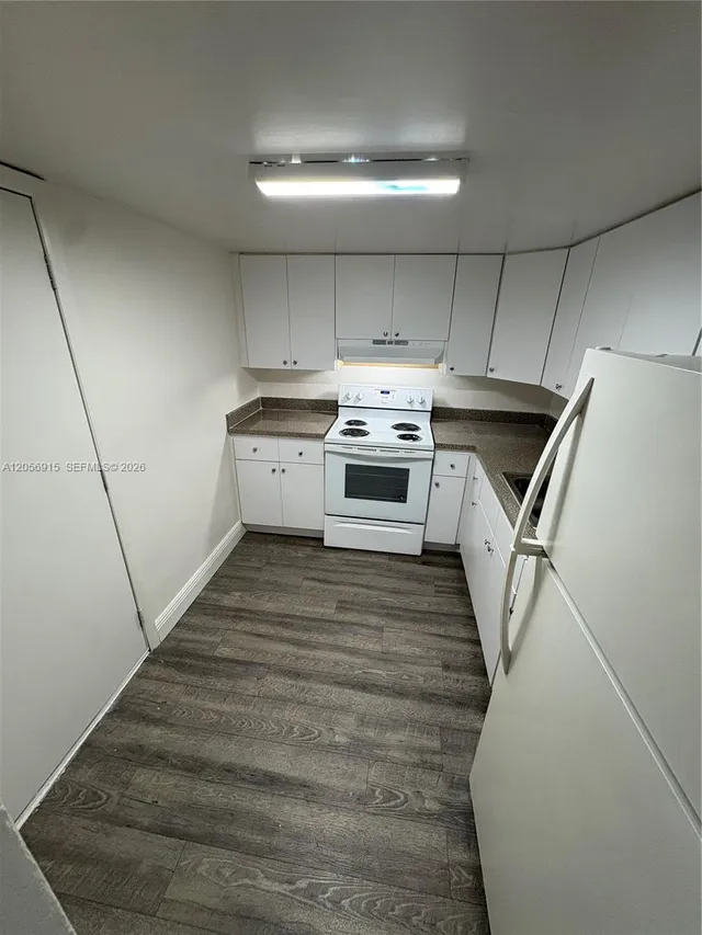 1-bedroom rental at 13285 NE 6th Avenue #N301, North Miami