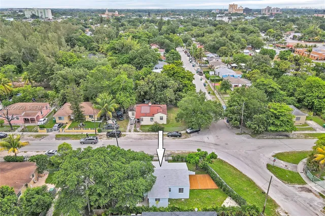 3-bedroom rental at 6344 NW Miami Place, Miami