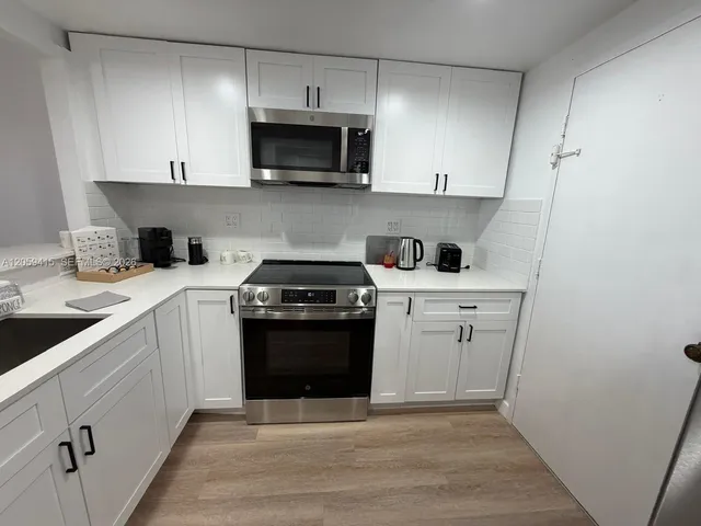 1-bedroom rental at 3725 S Ocean Drive #1411, Hollywood