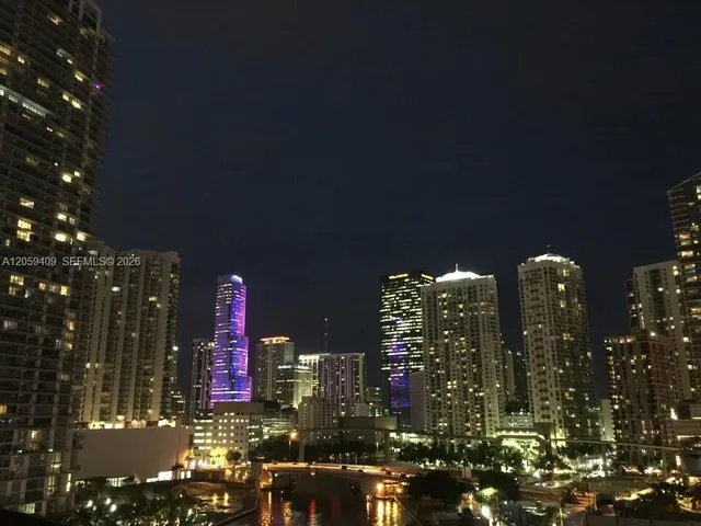 1-bedroom rental at 690 SW 1st Court #1220, Miami