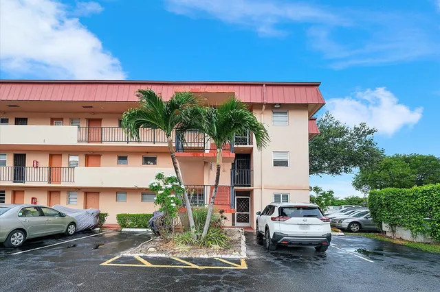 2-bedroom home at 19001 NE 14TH Avenue #145, Miami
