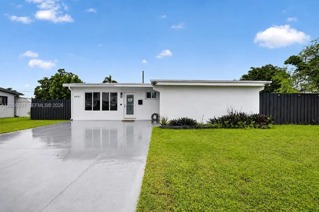 3-bedroom home at 6601 SW 6th Street, Pembroke Pines