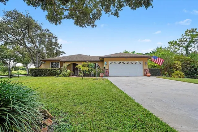 5-bedroom home at 13602 SW 24th Street, Davie