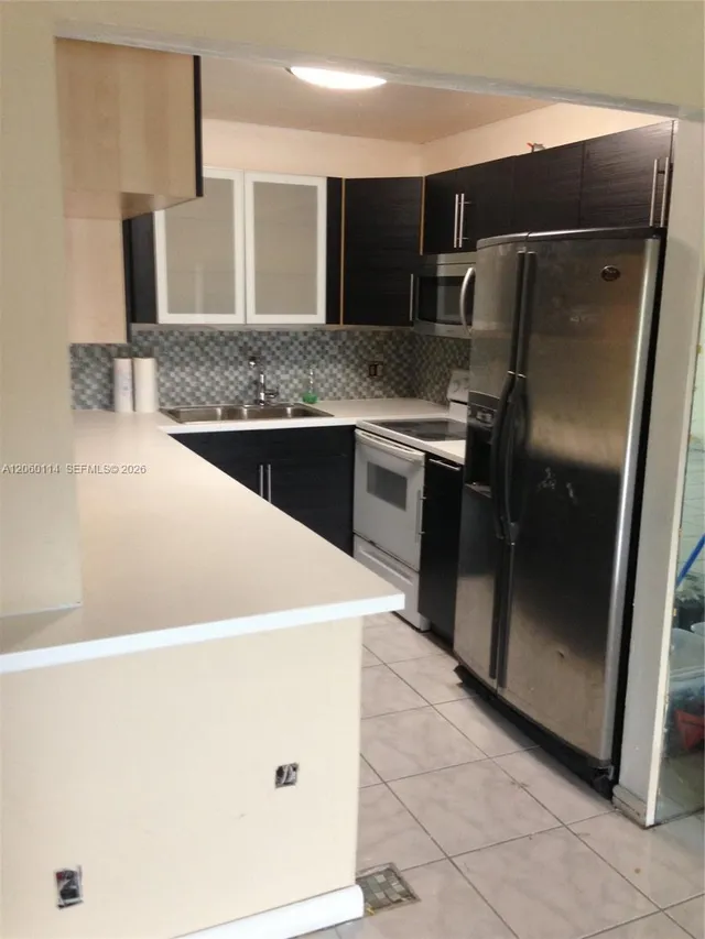 1-bedroom home at 6101 N Falls Cir Drive #409, Lauderhill