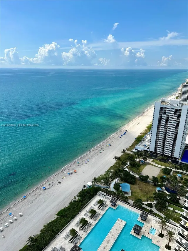 1-bedroom rental at 1830 S Ocean Drive #3705, Hallandale Beach