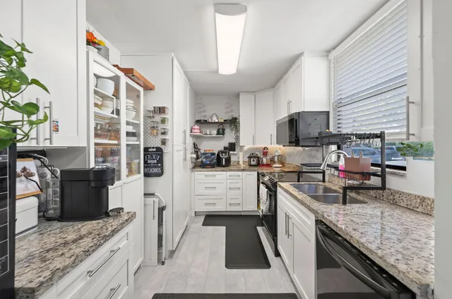 2-bedroom home at 8421 Forest Hills Drive #104, Coral Springs