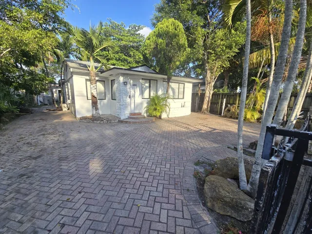 4-bedroom rental at 5431 NW 30th Avenue, Miami