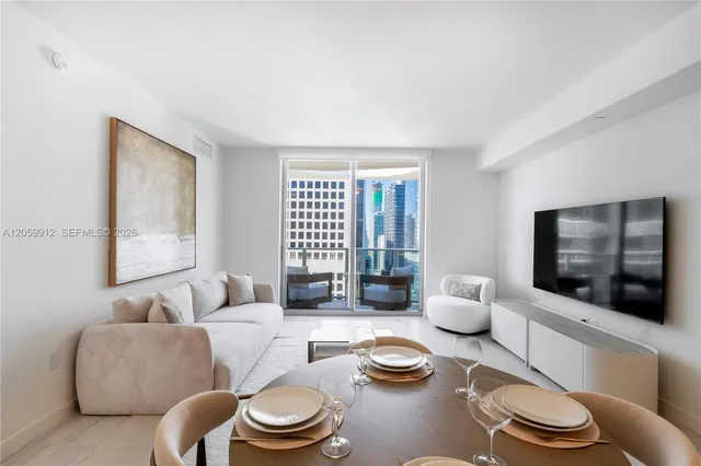 1-bedroom home at 77 SE 5th Street #3308, Miami