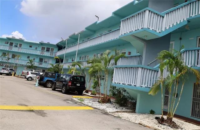 2-bedroom home at 1501 NE Miami Gardens Drive #351, Miami