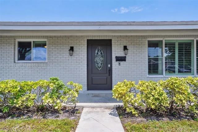 4-bedroom home at 7400 NW 15th Street, Plantation