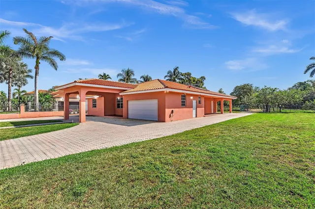 4-bedroom home at 279 NW 119th Avenue, Miami