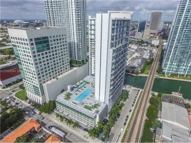 1-bedroom rental at 690 SW 1st Court #1923, Miami