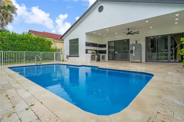 3-bedroom rental at 758 Lake Wellington Drive, Wellington