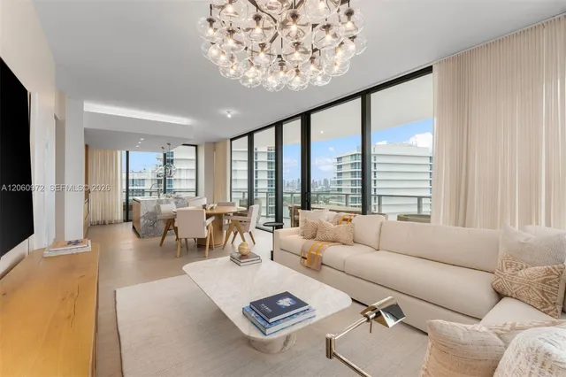 3-bedroom home at 500 Alton Road #2105, Miami Beach