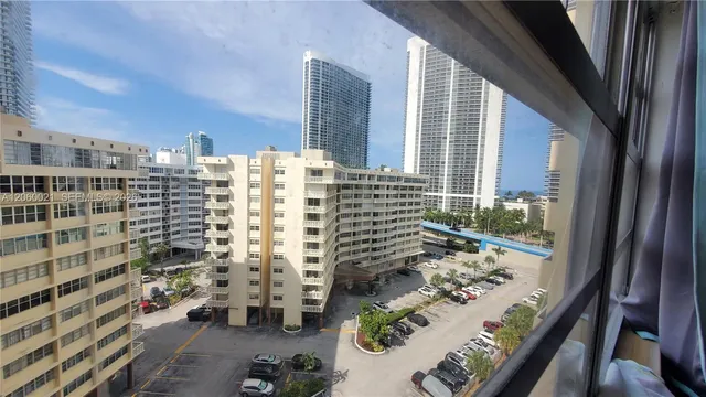 2-bedroom home at 1833 S Ocean Drive #1103, Hallandale Beach