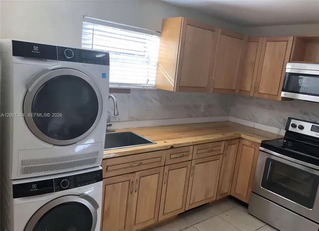 2-bedroom home at 4235 N University Drive #306, Sunrise