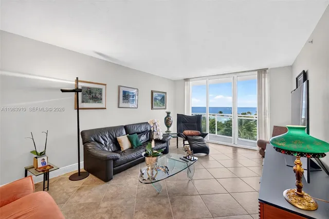 2-bedroom home at 3001 S Ocean Drive #625, Hollywood