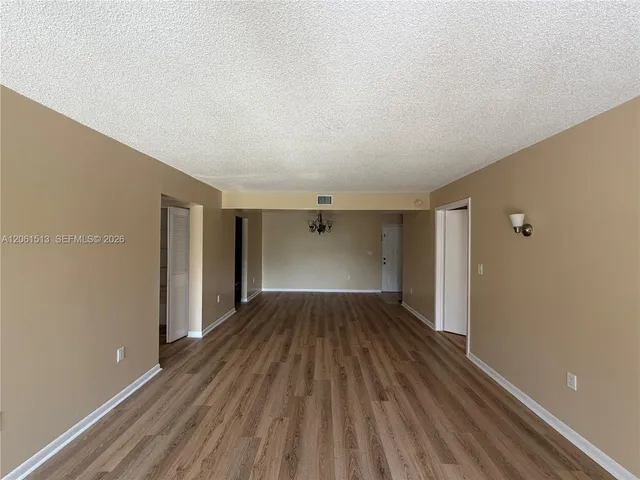 2-bedroom home at 711 N Pine Island Road #121, Plantation