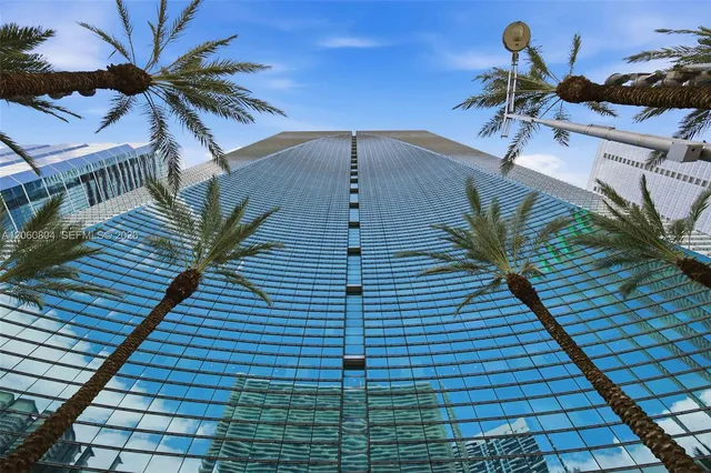 1-bedroom rental at 1395 Brickell Avenue #2902, Miami