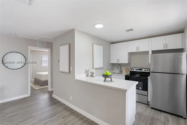 2-bedroom rental at 312 SW 14th Street #2, Fort Lauderdale