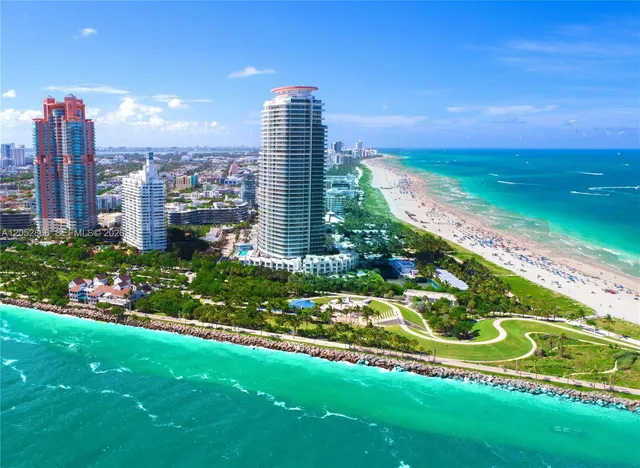 2-bedroom rental at 50 S Pointe Drive #1407, Miami Beach