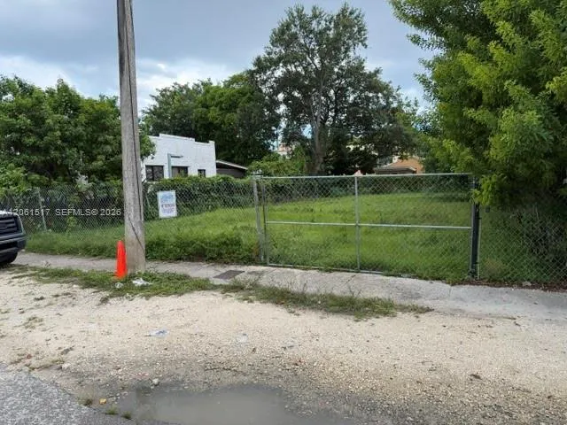 Land at 1036 NW 31st Street, Miami
