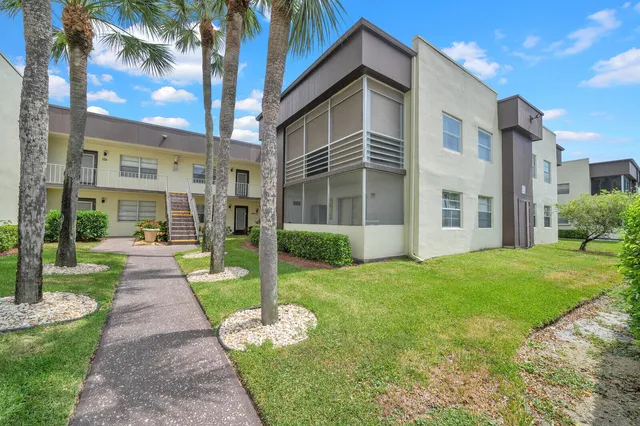 2-bedroom home at 742 Normandy P, Delray Beach