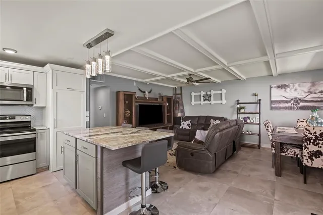 2-bedroom home at 352 Saxony Trail #352, Delray Beach