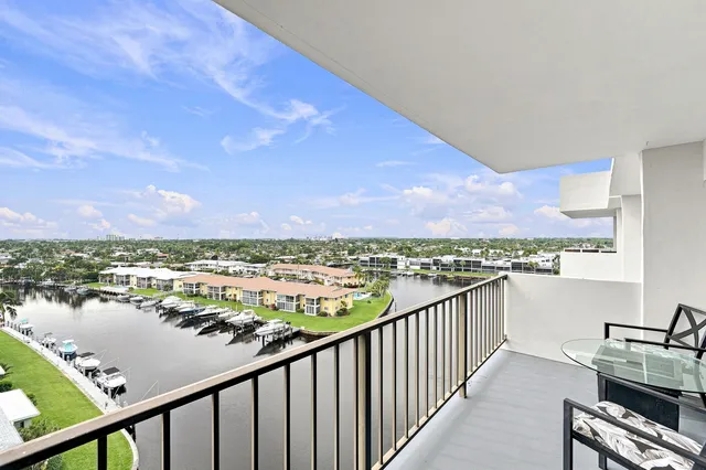 2-bedroom home at 801 S Federal Highway #908, Pompano Beach
