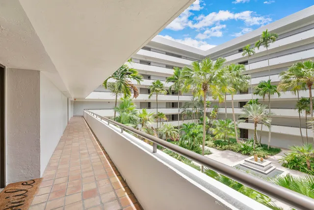 2-bedroom home at 23200 Camino Del Mar, Boca Raton
