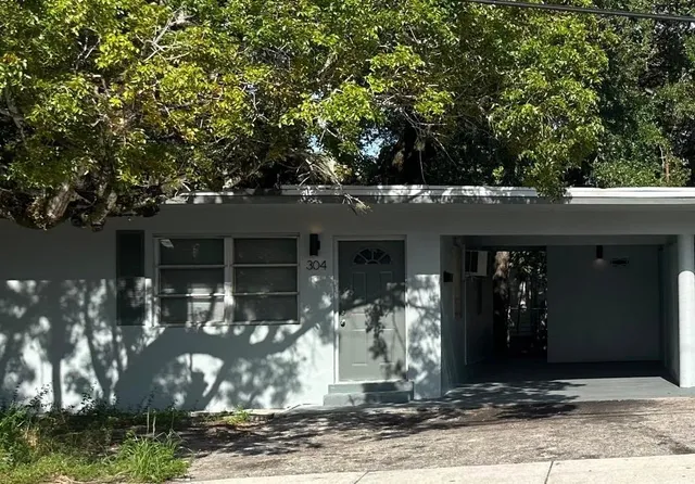 2-bedroom rental at 304 NW 14th Avenue, Fort Lauderdale