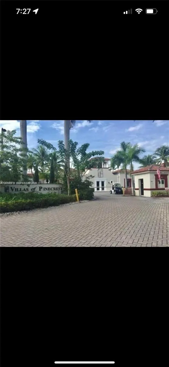 1-bedroom rental at 8650 SW 67th Avenue #1013, Pinecrest