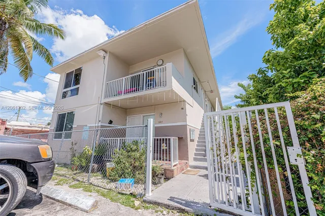 2-bedroom rental at 621 SW 15th Avenue #1, Miami