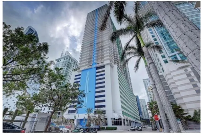 1-bedroom rental at 1200 Brickell Bay Drive #1822, Miami