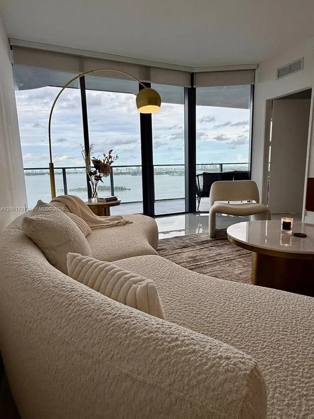 3-bedroom rental at 700 NE 24th Street #2205, Miami