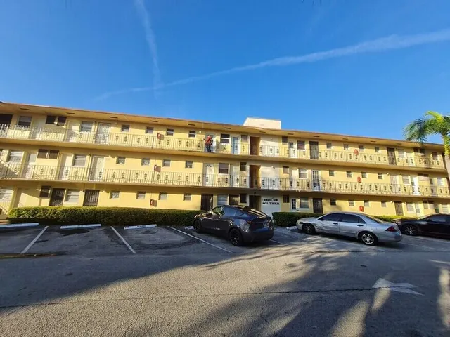 1-bedroom home at 2820 NE 201ST Terrace #F106, Aventura