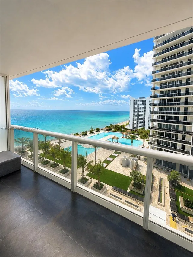 1-bedroom home at 1830 S Ocean Drive #1405, Hallandale Beach