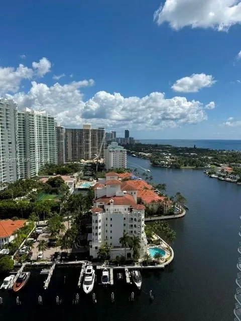 2-bedroom home at 19707 Turnberry Way #24B, Aventura