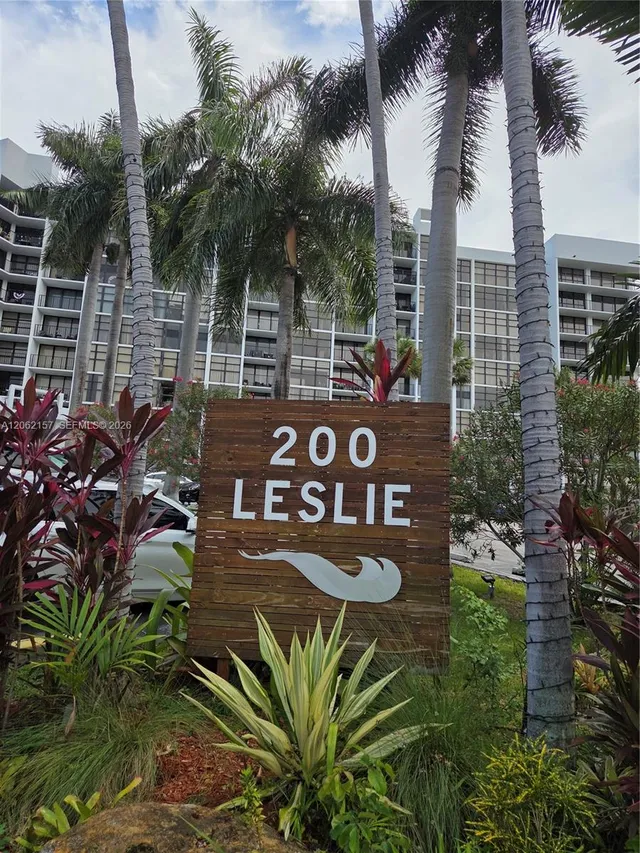 2-bedroom home at 200 Leslie Drive #1029, Hallandale Beach