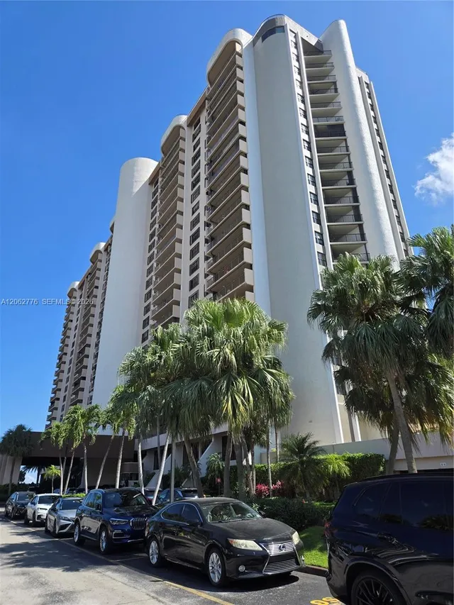 2-bedroom home at 1800 NE 114th Street #911, Miami