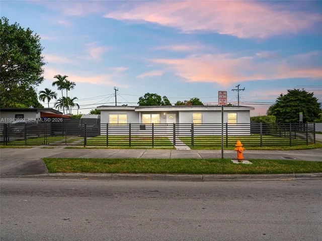 3-bedroom home at 11401 SW 56th Street, Miami