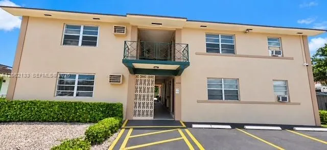 1-bedroom rental at 6430 W Flagler Street #6, Miami