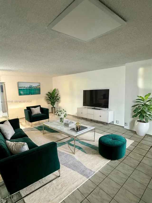 2-bedroom rental at 920 NE 199th Street #3093J, Miami